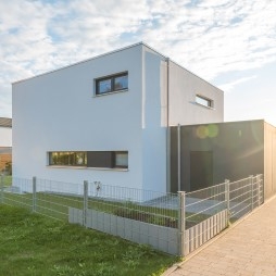 狭小な土地を購入するメリットはある？デメリットも合わせて解説